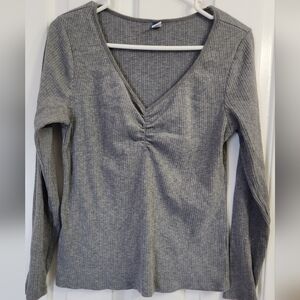 Old Navy Long Sleeve Grey Ribbed Cinched V-Neck Shirt XL